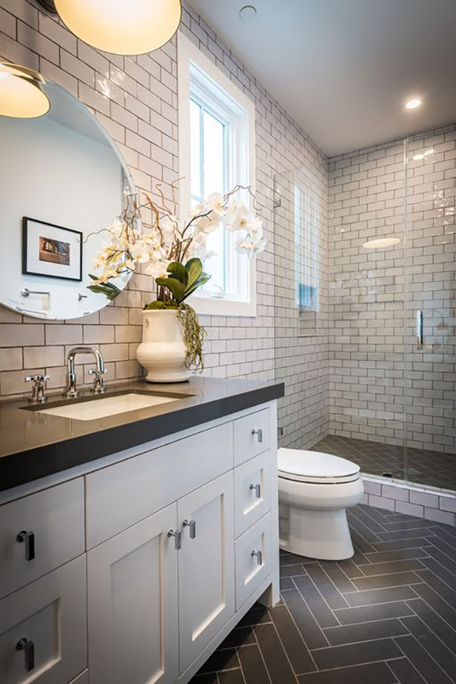 9 Signs It's Time to Update Your Bathroom - Sierra Real Estate